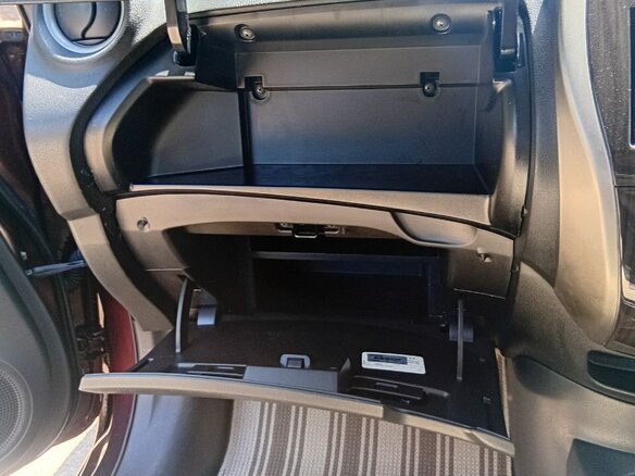 2015 Nissan Note II, пурпурный, 850000 рублей - вид 9