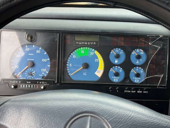 2002 Mercedes-Benz Atego, жёлтый, 2490000 рублей - вид 13