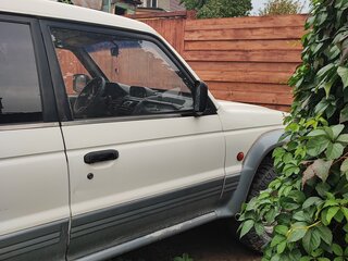 1993 Mitsubishi Montero II, белый, 335000 рублей, вид 5