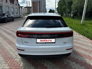 2021 Audi Q8 45 TDI I (4M), белый, 7199000 рублей, вид 5