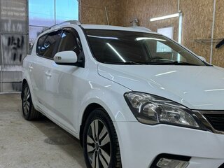 2011 Kia Ceed I Рестайлинг, белый, 980000 рублей, вид 5