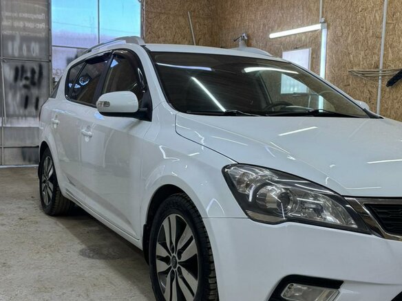 2011 Kia Ceed I Рестайлинг, белый - вид 4