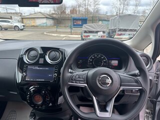 2019 Nissan Note e-Power II Рестайлинг, серый, 1250000 рублей, вид 5