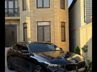 2025 BMW 5 серии Long 530Li VIII (G60/G61/G68), синий, 7700000 рублей, вид 2