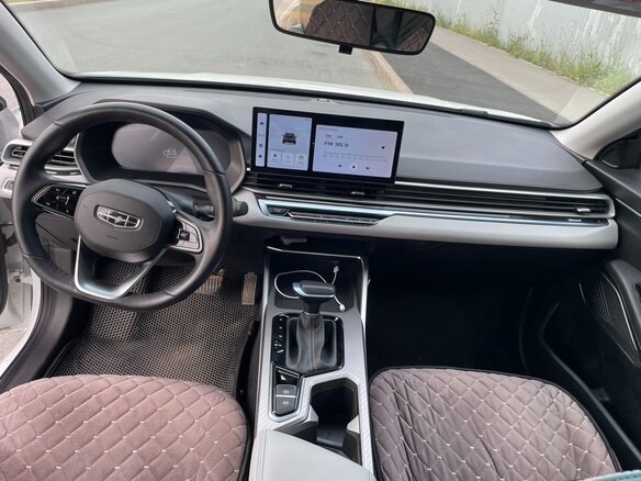 2023 Geely Emgrand II, белый, 1850000 рублей - вид 10