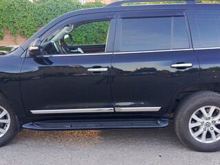 2016 Toyota Land Cruiser 200 Series Рестайлинг 2, чёрный, 4950000 рублей, вид 5