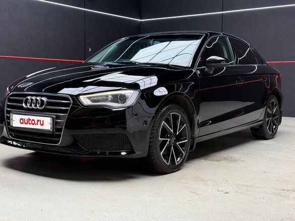 2014 Audi A3 III (8V), чёрный, 1000000 рублей