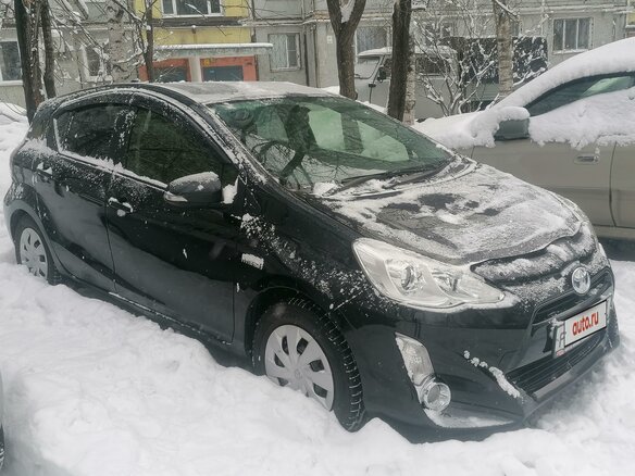 2015 Toyota Aqua I Рестайлинг, чёрный, 1175000 рублей