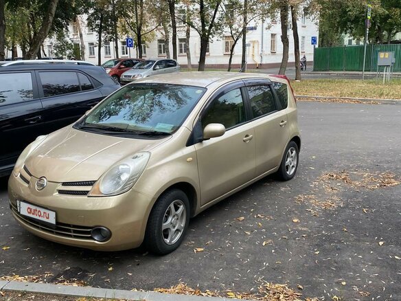 2005 Nissan Note I, золотистый, 700000 рублей