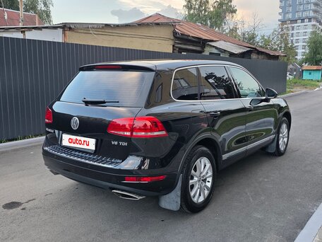 2011 Volkswagen Touareg II, чёрный, 1890000 рублей, вид 5