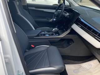 2023 Geely Atlas II, белый, 2850000 рублей, вид 5