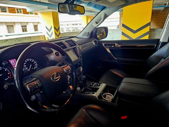 2018 Lexus GX 460 II Рестайлинг, чёрный, 6300000 рублей - вид 10