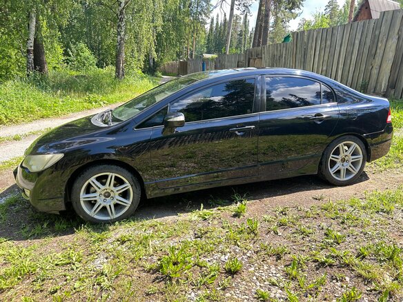 2007 Honda Civic VIII, чёрный, 650000 рублей