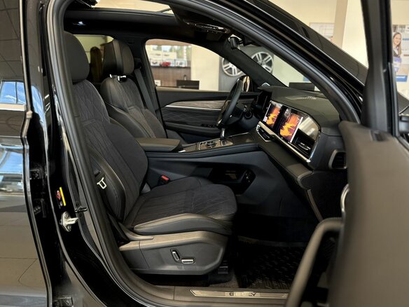 2026 Geely Monjaro I Рестайлинг, чёрный, 4905445 рублей - вид 19