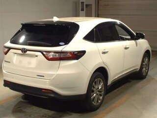 2020 Toyota Harrier III (XU60) Рестайлинг, белый, 3300000 рублей, вид 3
