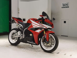 2012 Honda CBR 600RR, красный, 750000 рублей, вид 3