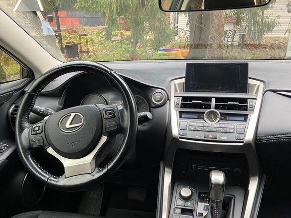 2015 Lexus NX 200 I, серебристый, 1980000 рублей - вид 8