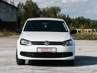 2014 Volkswagen Polo V, белый, 950000 рублей, вид 3