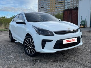 2019 Kia Rio IV, белый, 1230000 рублей, вид 1