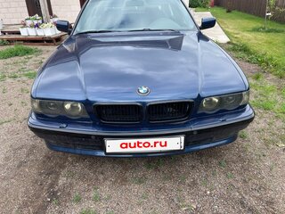 1998 BMW 7 серии 740i III (E38) Рестайлинг, синий, 1500000 рублей, вид 5