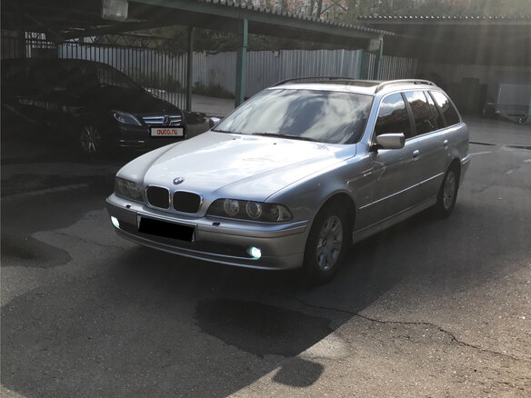2002 BMW 5 серии 520i IV (E39) Рестайлинг, серебристый