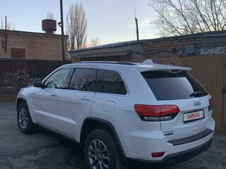 2013 Jeep Grand Cherokee IV (WK2) Рестайлинг, белый, 2450000 рублей, вид 4