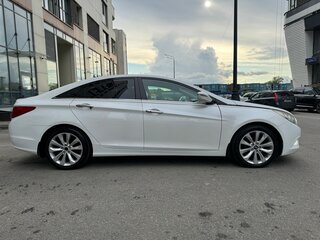 2012 Hyundai Sonata VI (YF), белый, 1750000 рублей, вид 4