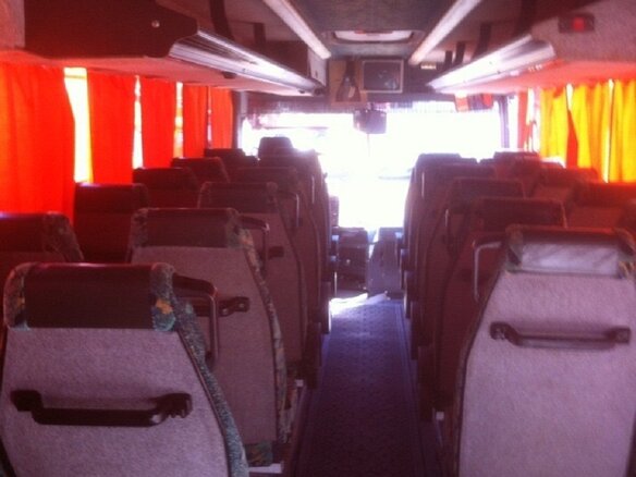 2000 Volvo B10 Series, белый - вид 4