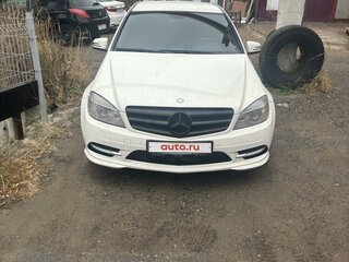 2010 Mercedes-Benz C-Класс 180 BlueEFFICIENCY III (W204), белый, 1100000 рублей, вид 2