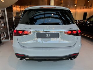 2024 Mercedes-Benz GLS 450 d II (X167) Рестайлинг, серый, 22300000 рублей, вид 5