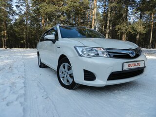 2014 Toyota Corolla Fielder XI (E160, E170, E180), белый, 1100000 рублей, вид 3