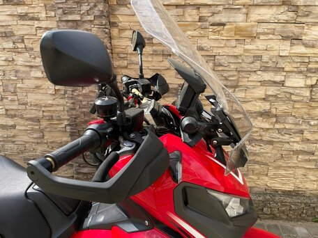 2017 Honda X-ADV, красный, 980000 рублей, вид 4