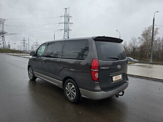 2020 Hyundai Grand Starex I Рестайлинг 2, коричневый, 4000000 рублей, вид 4