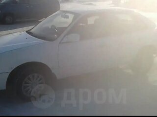 2000 Toyota Sprinter VIII (E110), белый, 500000 рублей, вид 1