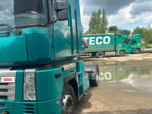 2004 Renault Magnum, зелёный, 1100000 рублей - вид 1
