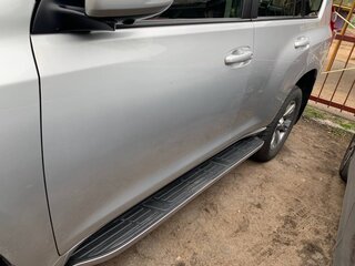 2014 Toyota Land Cruiser Prado 5-speed 150 Series Рестайлинг 1, серебристый, 3053724 рублей, вид 3