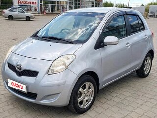 2010 Toyota Vitz II (XP90), голубой, 750000 рублей, вид 1