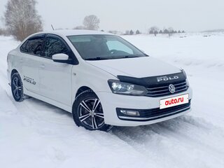 2016 Volkswagen Polo V Рестайлинг, белый, 1100000 рублей, вид 1