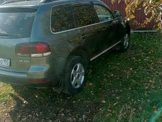 2008 Volkswagen Touareg I Рестайлинг, зелёный, 1550000 рублей, вид 2