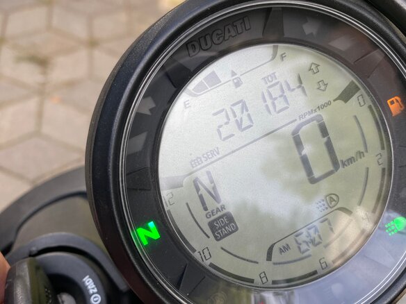2020 Ducati Scrambler 800, серебристый, 920000 рублей - вид 27