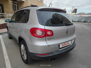 2010 Volkswagen Tiguan I, серебристый, 700000 рублей, вид 4