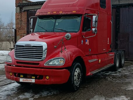 2003 Freightliner Columbia, пурпурный, 1850000 рублей, вид 1