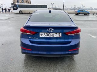 2017 Hyundai Elantra VI (AD), синий, 1345000 рублей, вид 4