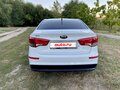 2016 Kia Rio III Рестайлинг, белый, 780000 рублей - вид 3