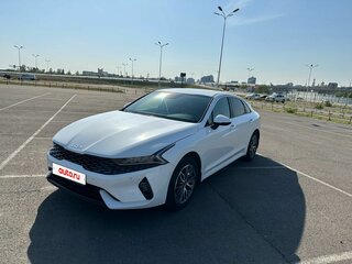 2021 Kia K5 III, белый, 2575000 рублей, вид 1