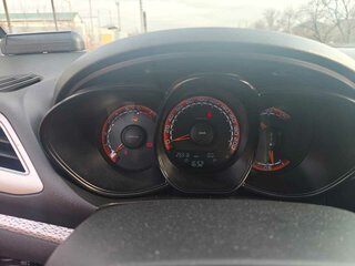 2021 Lada (ВАЗ) Vesta SW Cross I, оранжевый, 1530000 рублей, вид 2