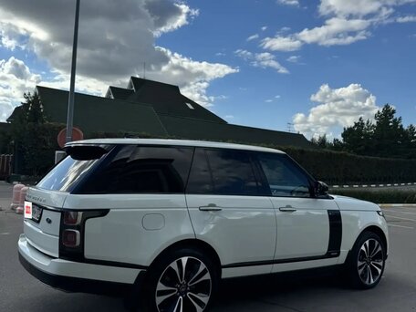 2021 Land Rover Range Rover IV Рестайлинг, белый, 12300000 рублей, вид 4