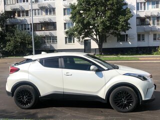 2017 Toyota C-HR I, белый, 2000000 рублей, вид 4