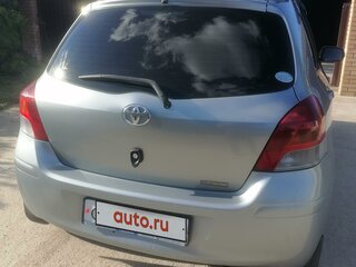 2009 Toyota Vitz II (XP90), серый, 710000 рублей, вид 2