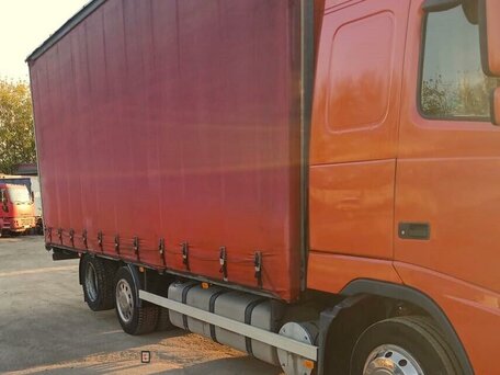 2004 Volvo FH, красный, 3500000 рублей, вид 4